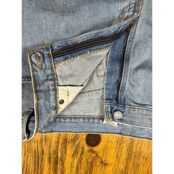 Levi’s 505 Made In USA 90’s Light Wash Straight Leg Jeans - Picture 11 of 13